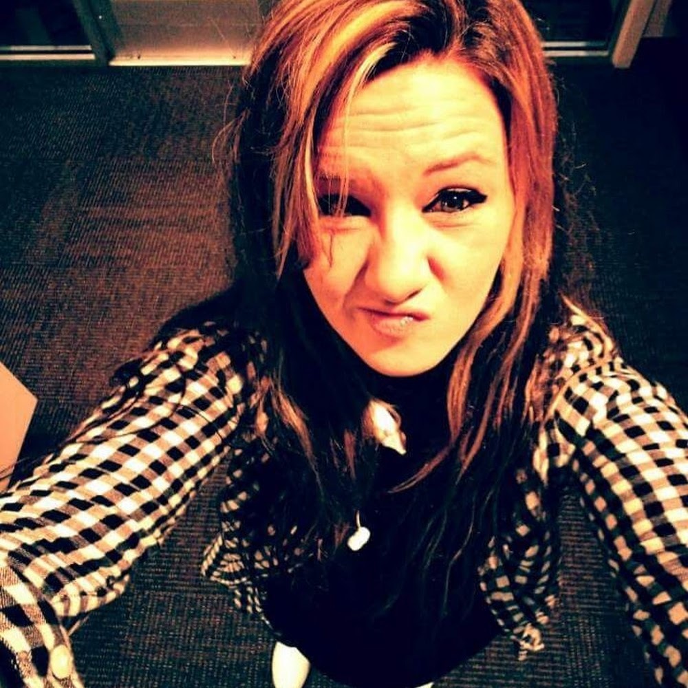 Meet your Posher, Holly